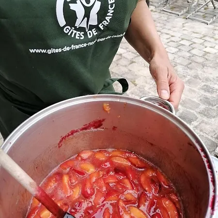 Couette-café Ferme De Bonavis 3*